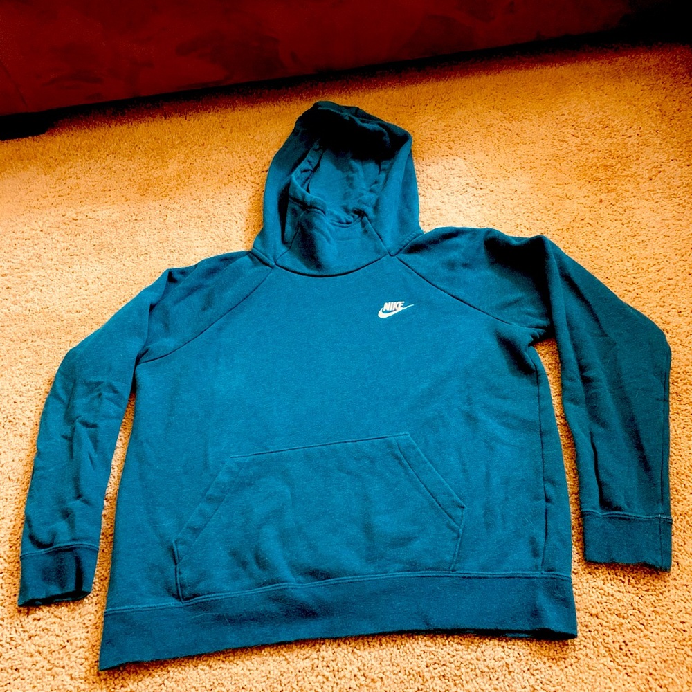 Nike sweatshirt